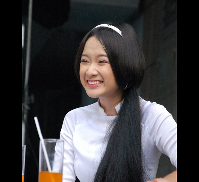 Phương Trinh trong bộ phim truyền hình Tiểu thư đi học.